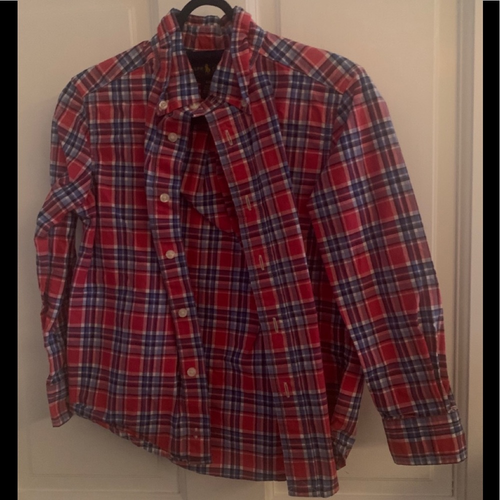 New with tag never worn button down red and blue